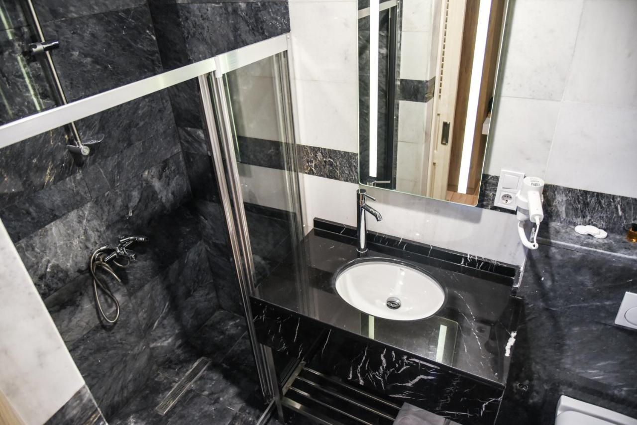Luxir Hotel Istanbul Eksteriør billede