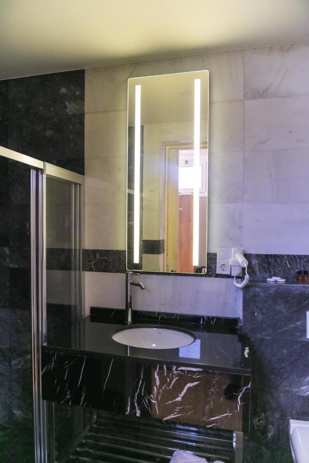 Luxir Hotel Istanbul Eksteriør billede